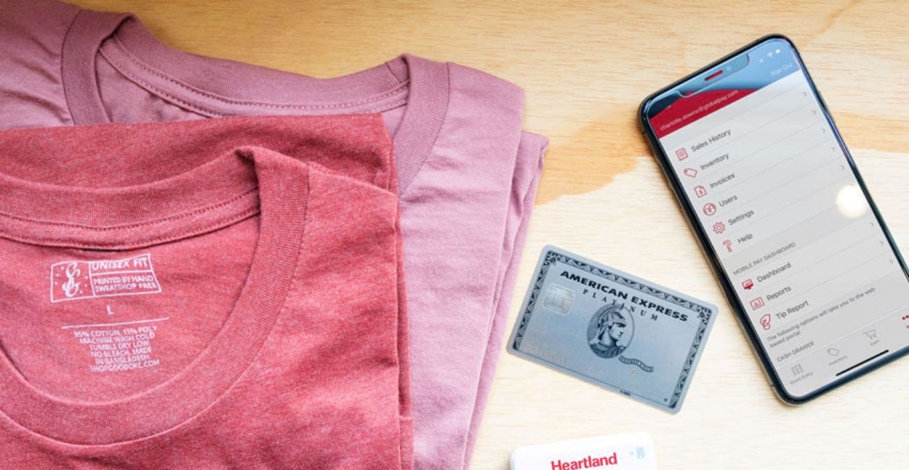 3 ways customers are using digital wallets - credit card next to cell phone